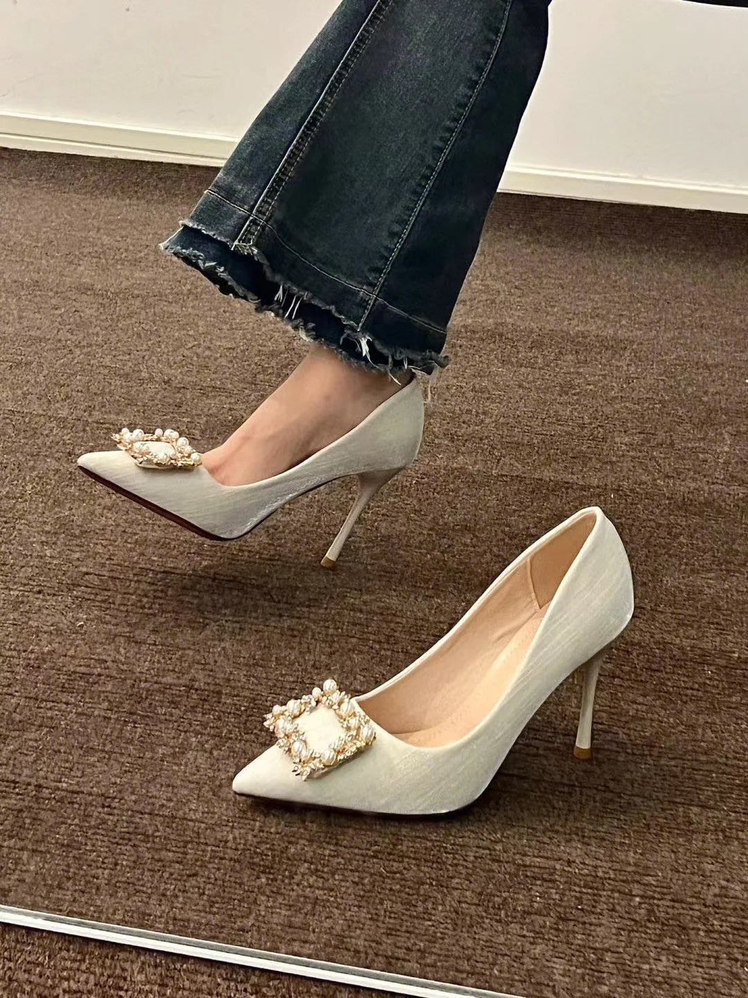 2023 New Spring and Autumn Casual Fashion Pearl Wedding Shoes Stiletto Square Rhinestone Sexy and Comfortable High Heels