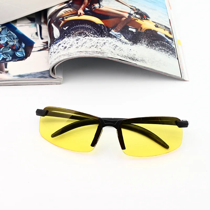 Men Night Vision Glasses for Driving Yellow Glasses PC Frame Sunglasses Outdoor Glasses To Handle At Night Anti Glare Gafas